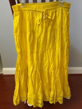 Old Navy Sunny Yellow Tiered Maxi Skirt with Drawstring